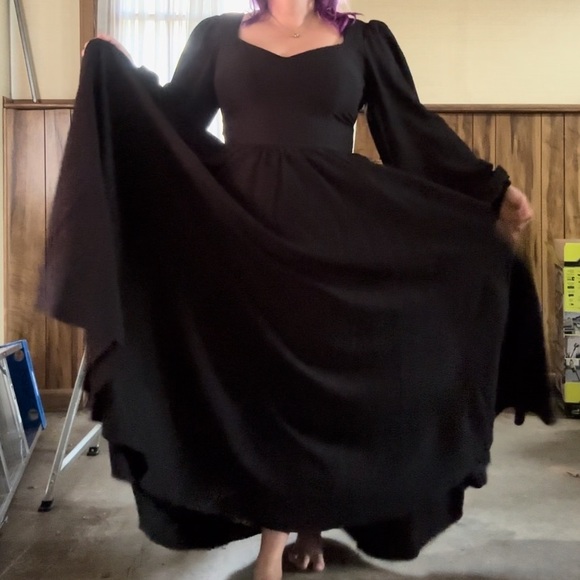 Double Host Pick! Pinup Couture Black Lucrezia long sleeve maxi dress NWT Sz XL - Picture 3 of 3